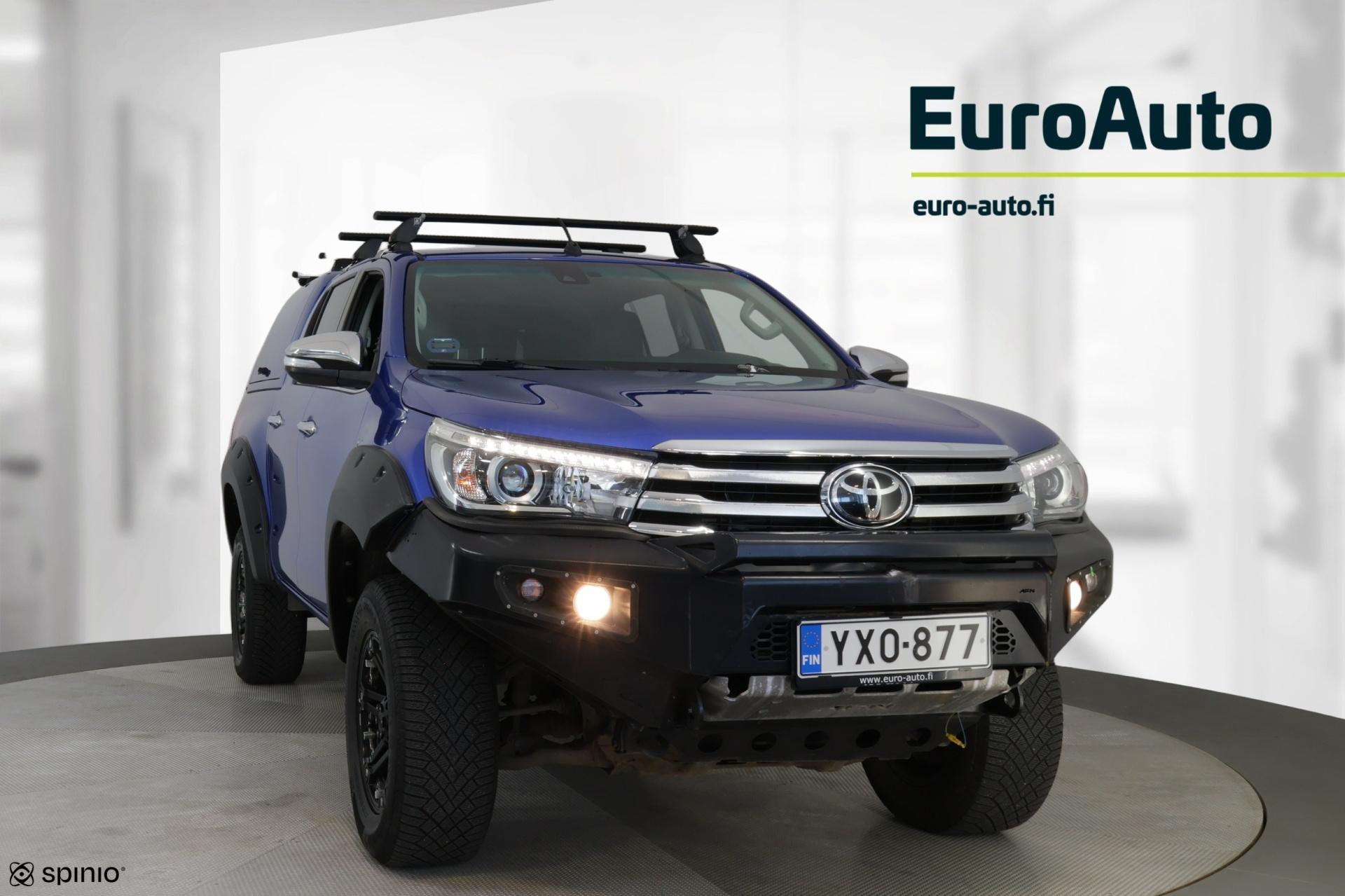 TOYOTA Hilux 2016