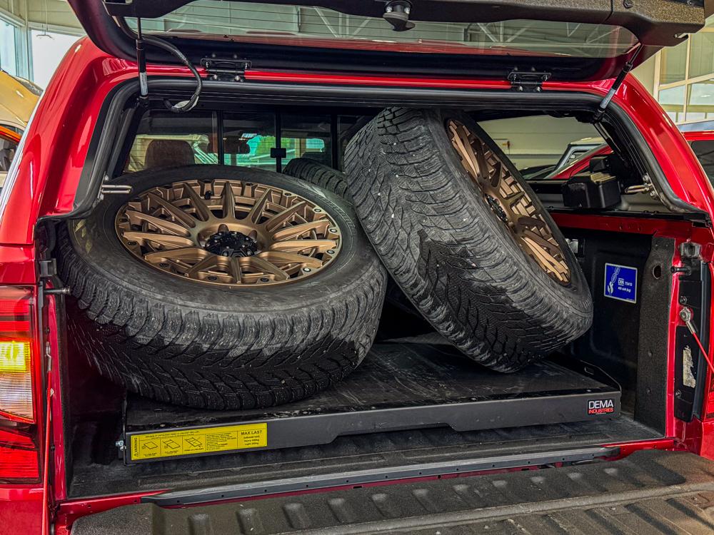 VOLKSWAGEN Amarok 2024