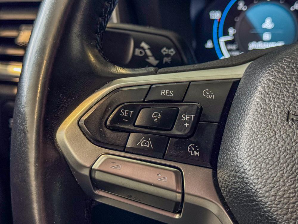 VOLKSWAGEN Amarok 2024