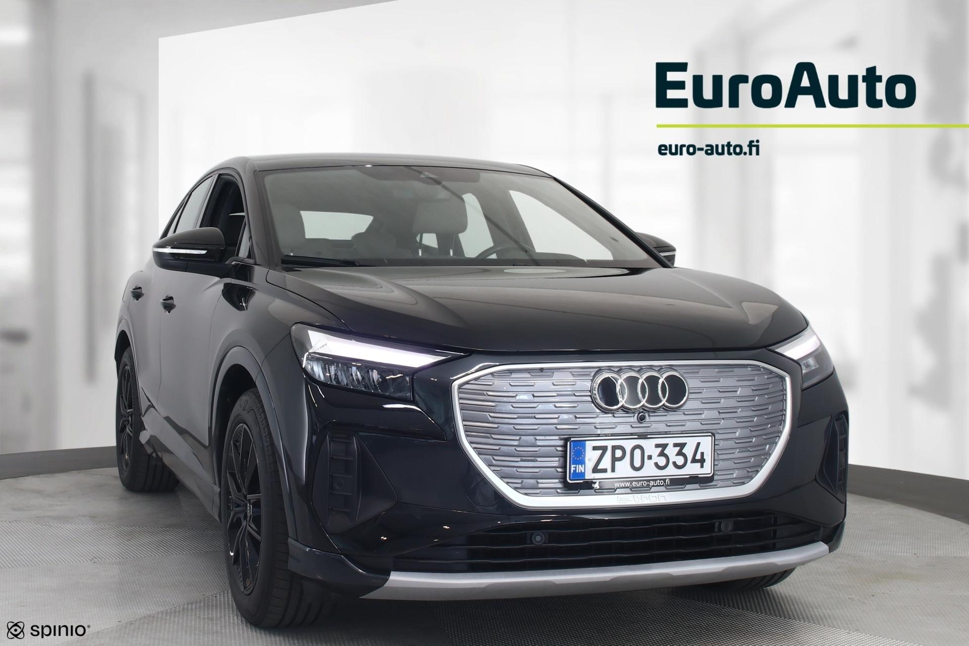 AUDI Q4 e-tron 2022