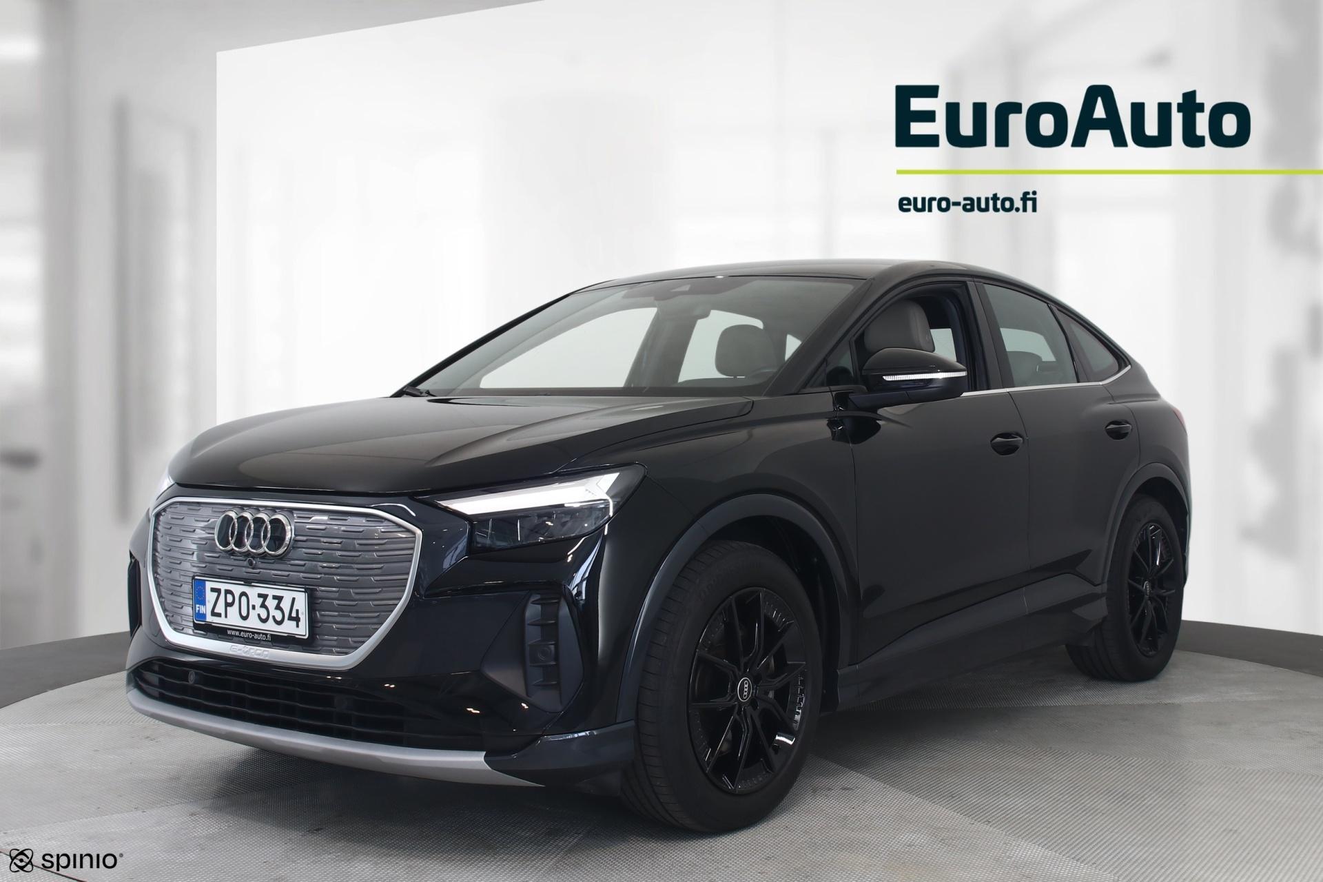 AUDI Q4 e-tron 2022