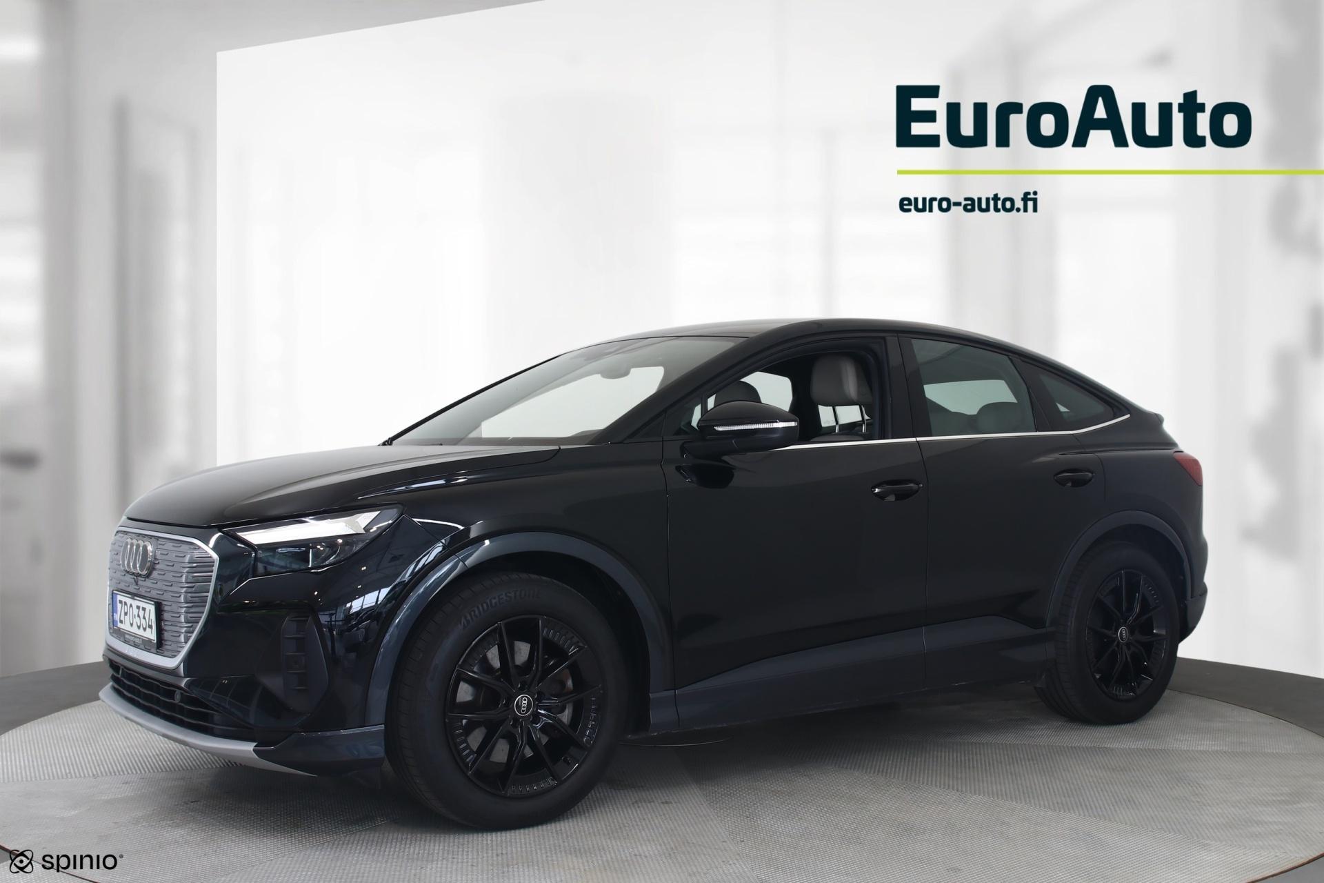 AUDI Q4 e-tron 2022