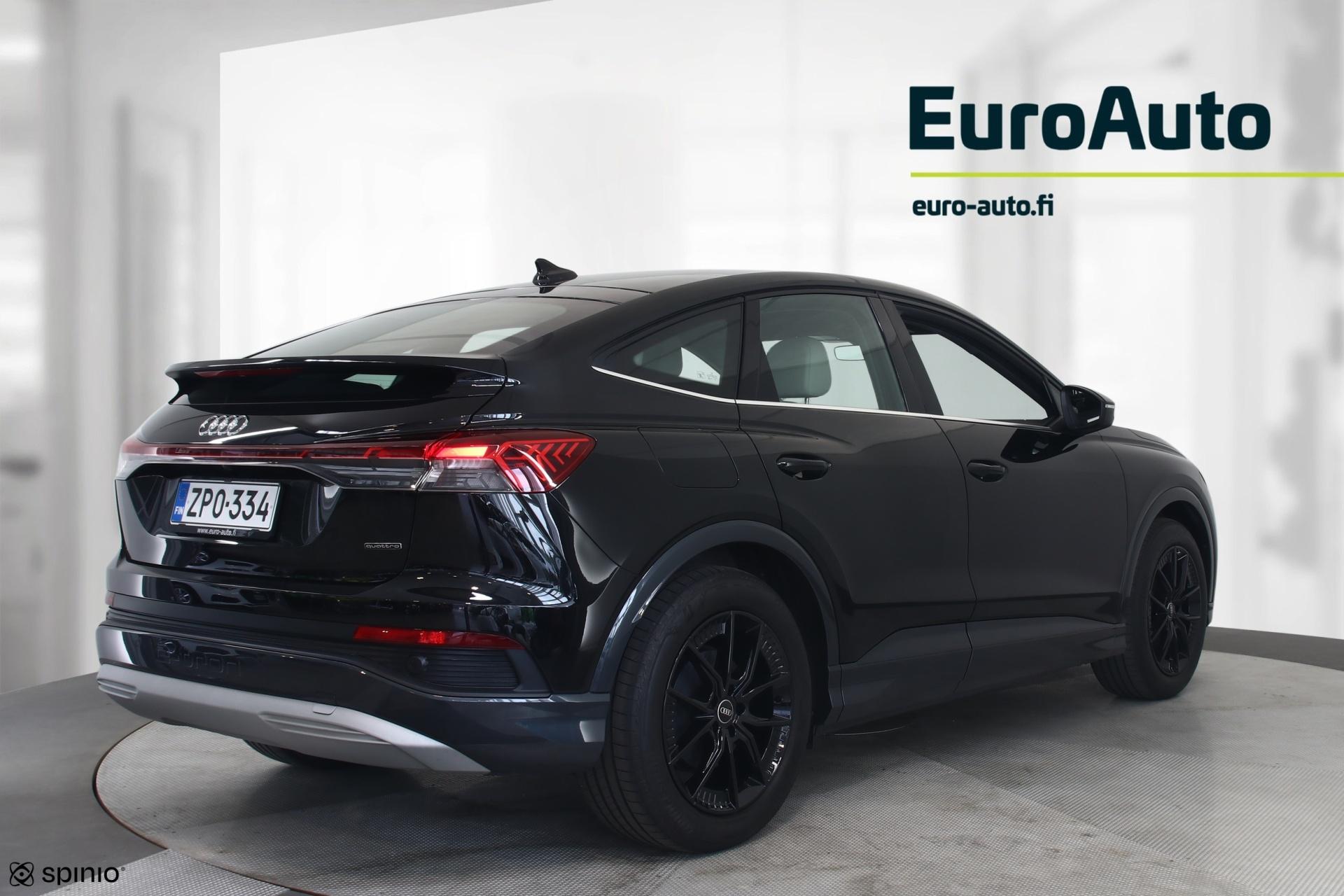 AUDI Q4 e-tron 2022