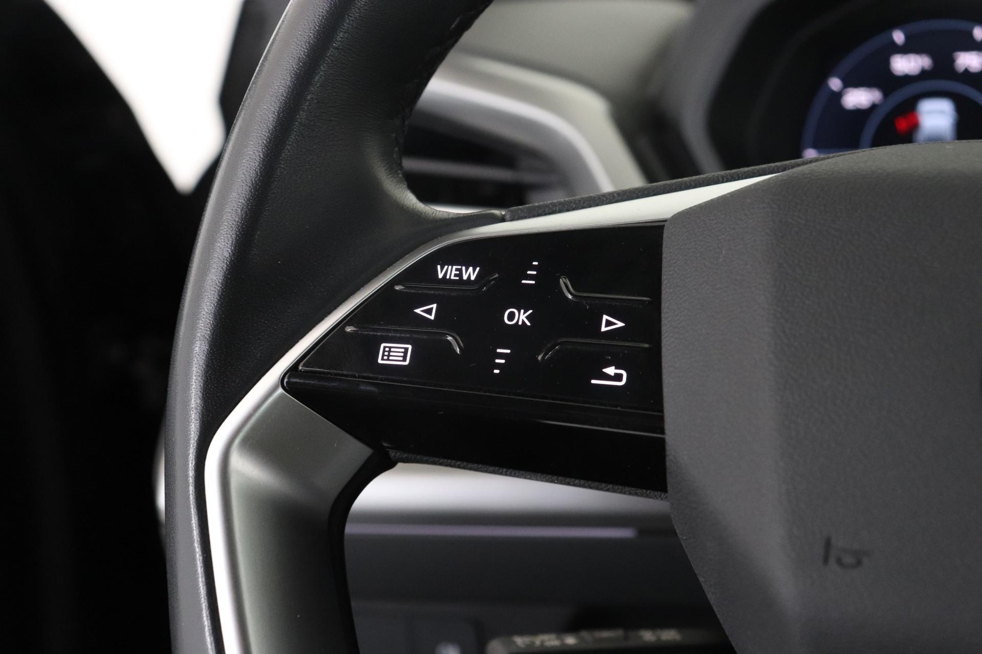AUDI Q4 e-tron 2022