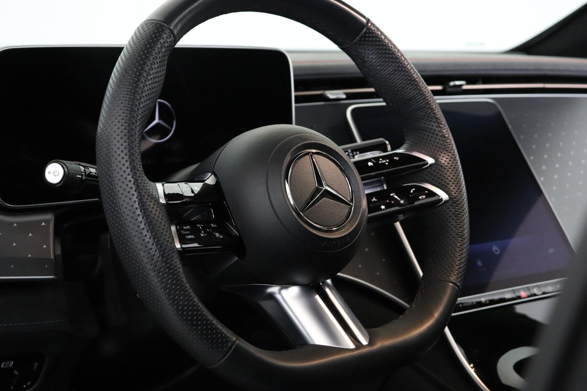 MERCEDES-BENZ EQE SUV 2024