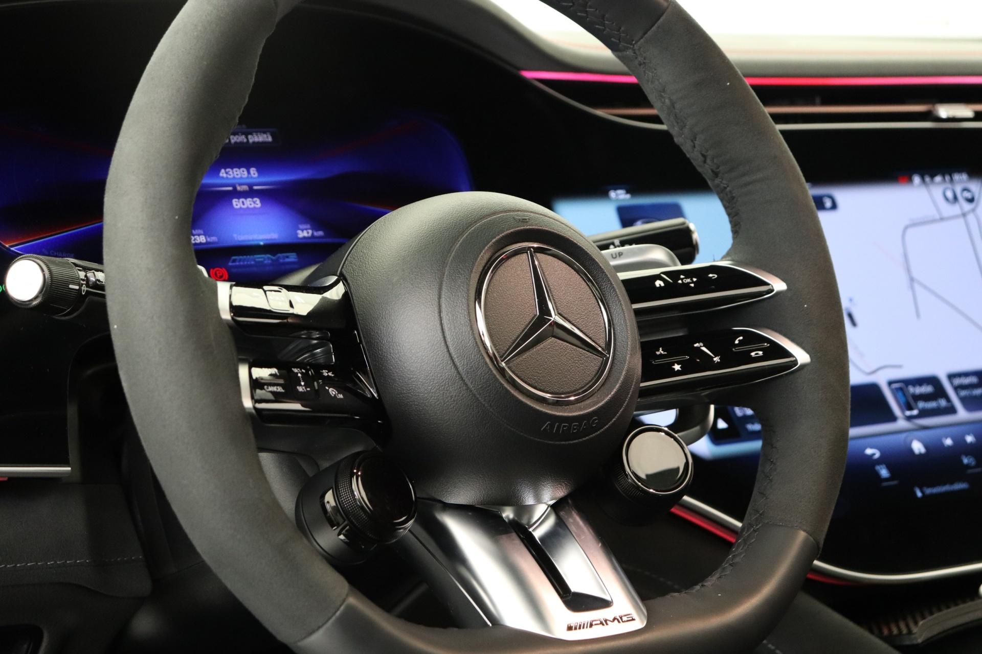 MERCEDES-BENZ EQE SUV 2025