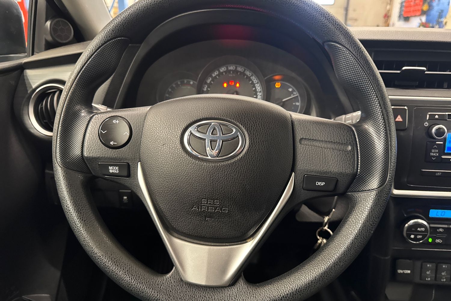 Toyota Auris 2015