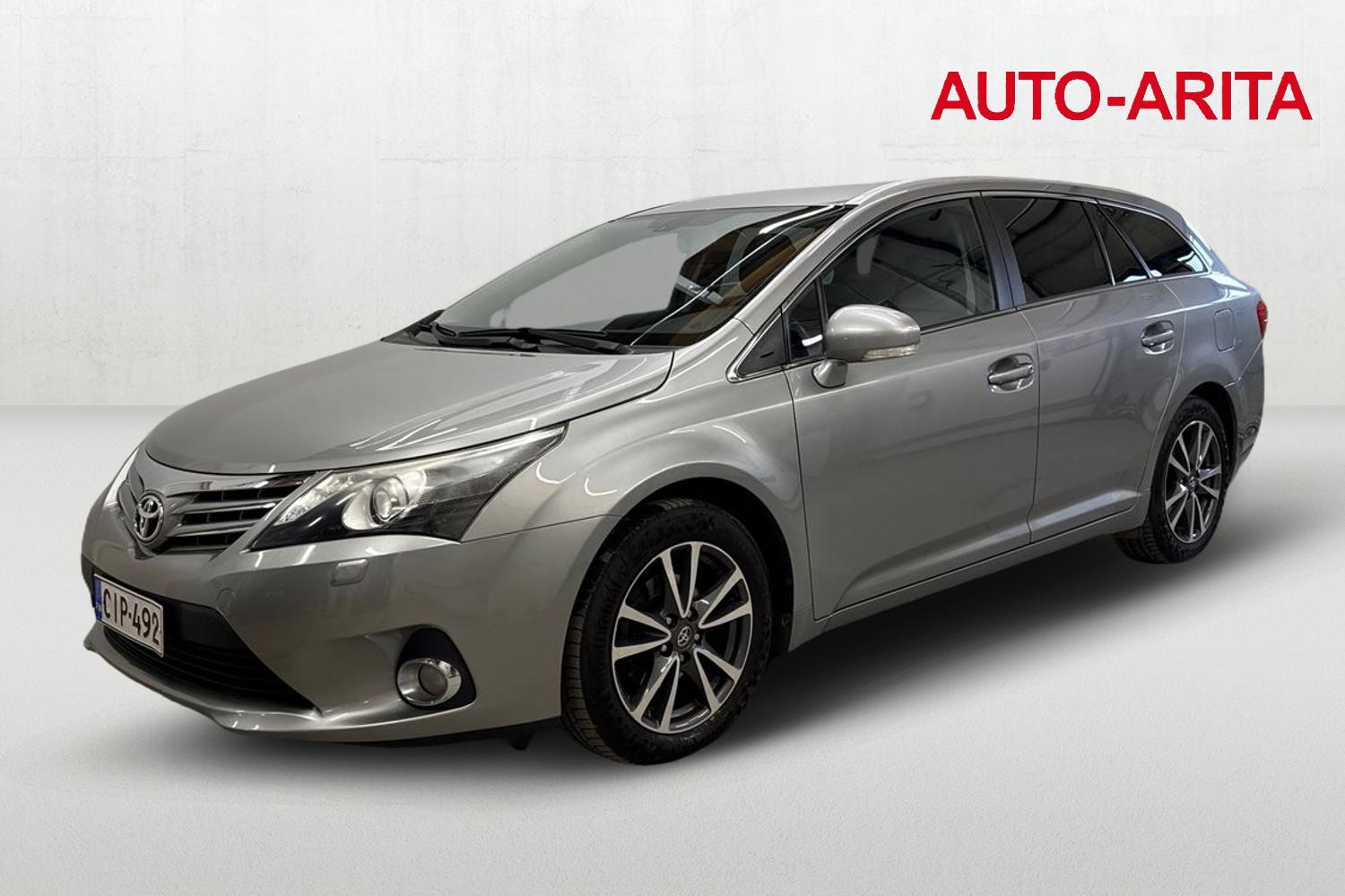 Toyota Avensis 2012