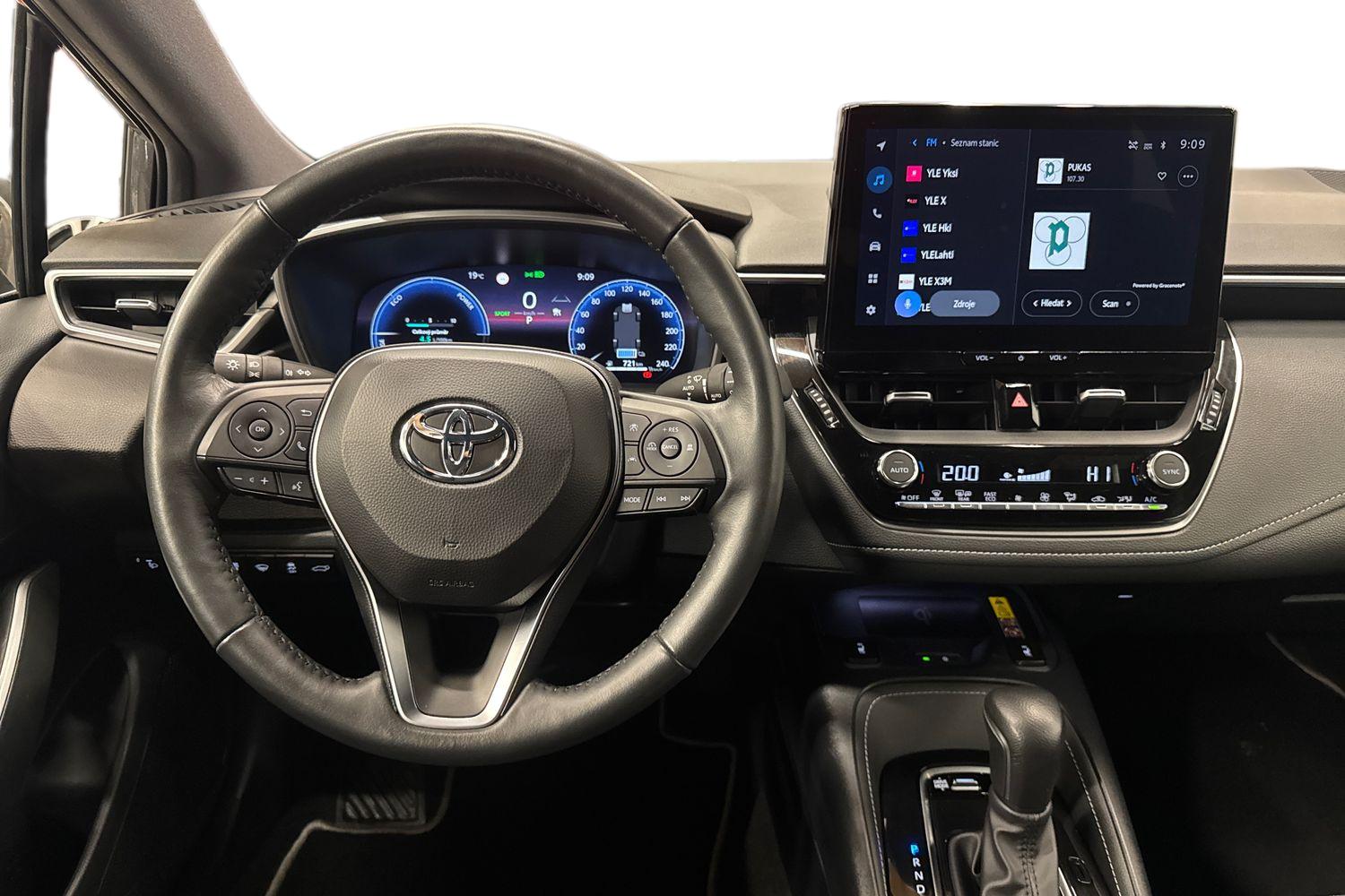 TOYOTA COROLLA 2025