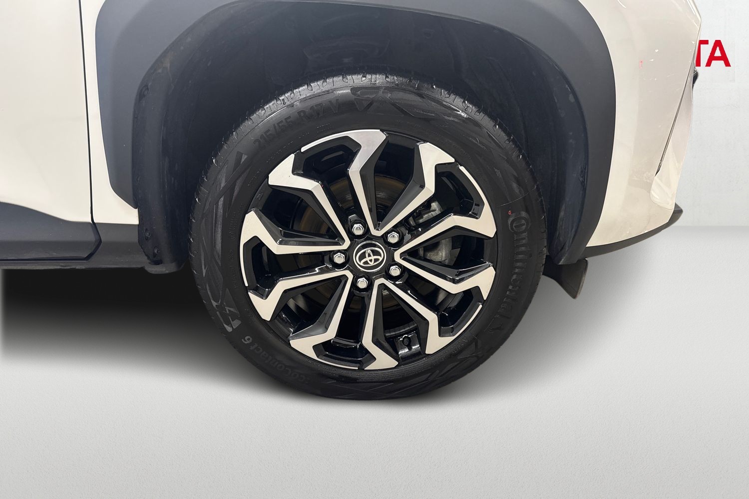 TOYOTA Yaris Cross 2025