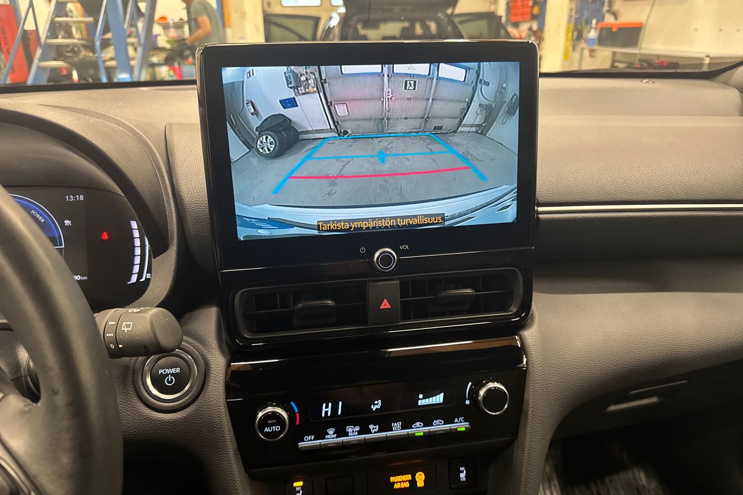 TOYOTA Yaris Cross 2025