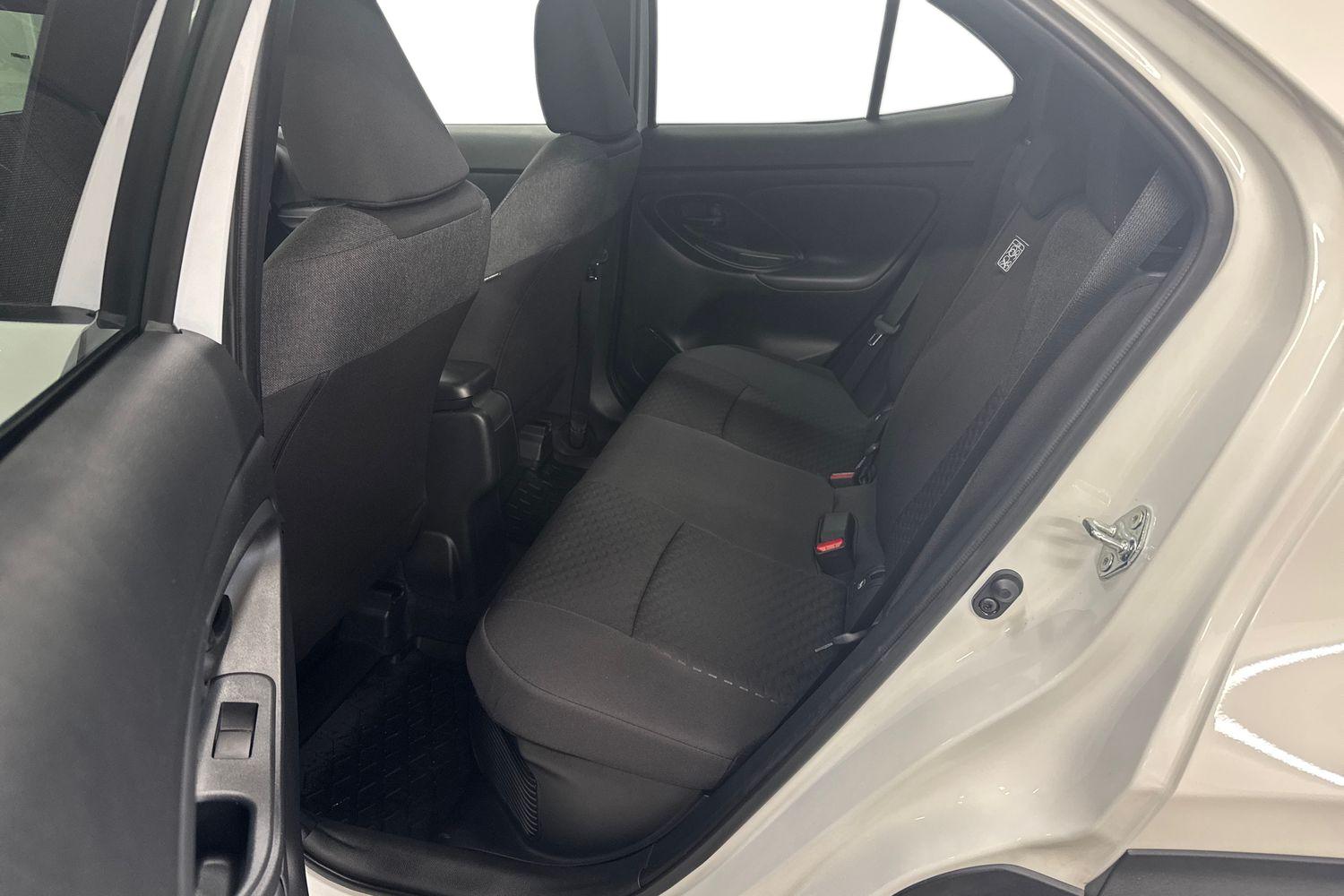TOYOTA Yaris Cross 2025