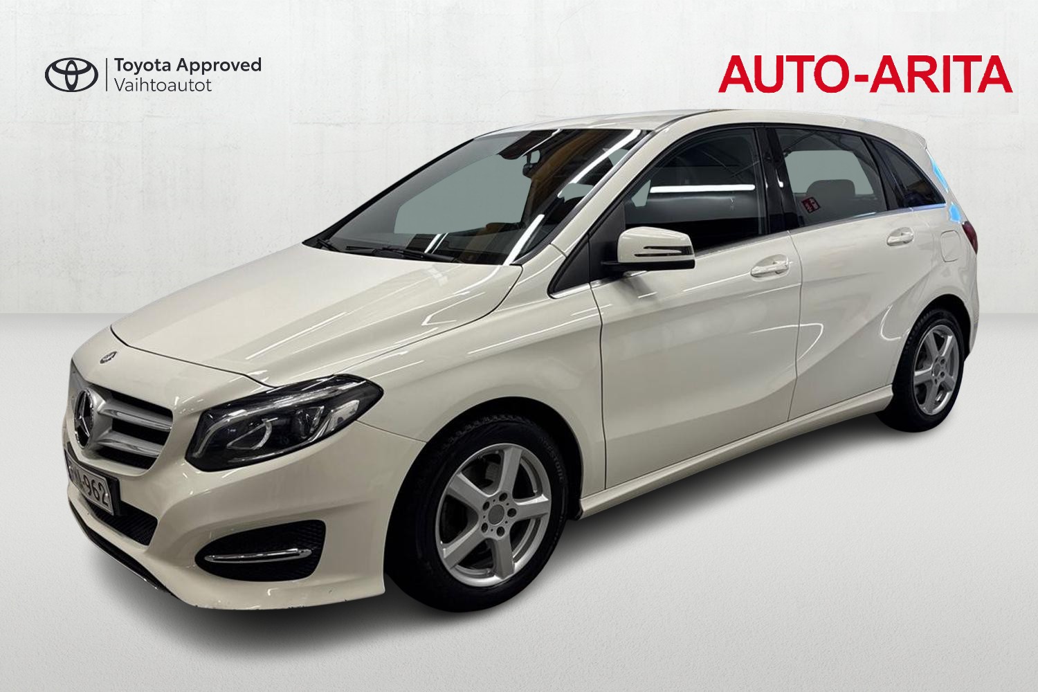 MERCEDES-BENZ B 2016