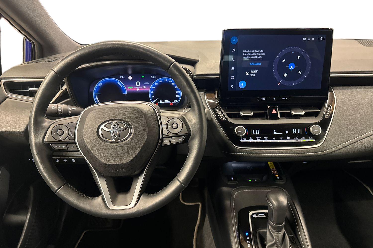 TOYOTA COROLLA 2023
