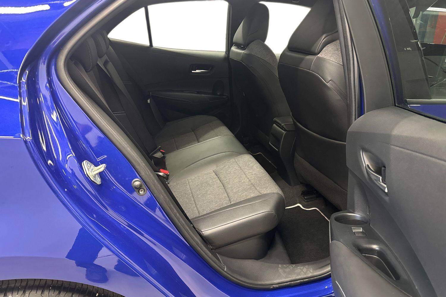 TOYOTA COROLLA 2023