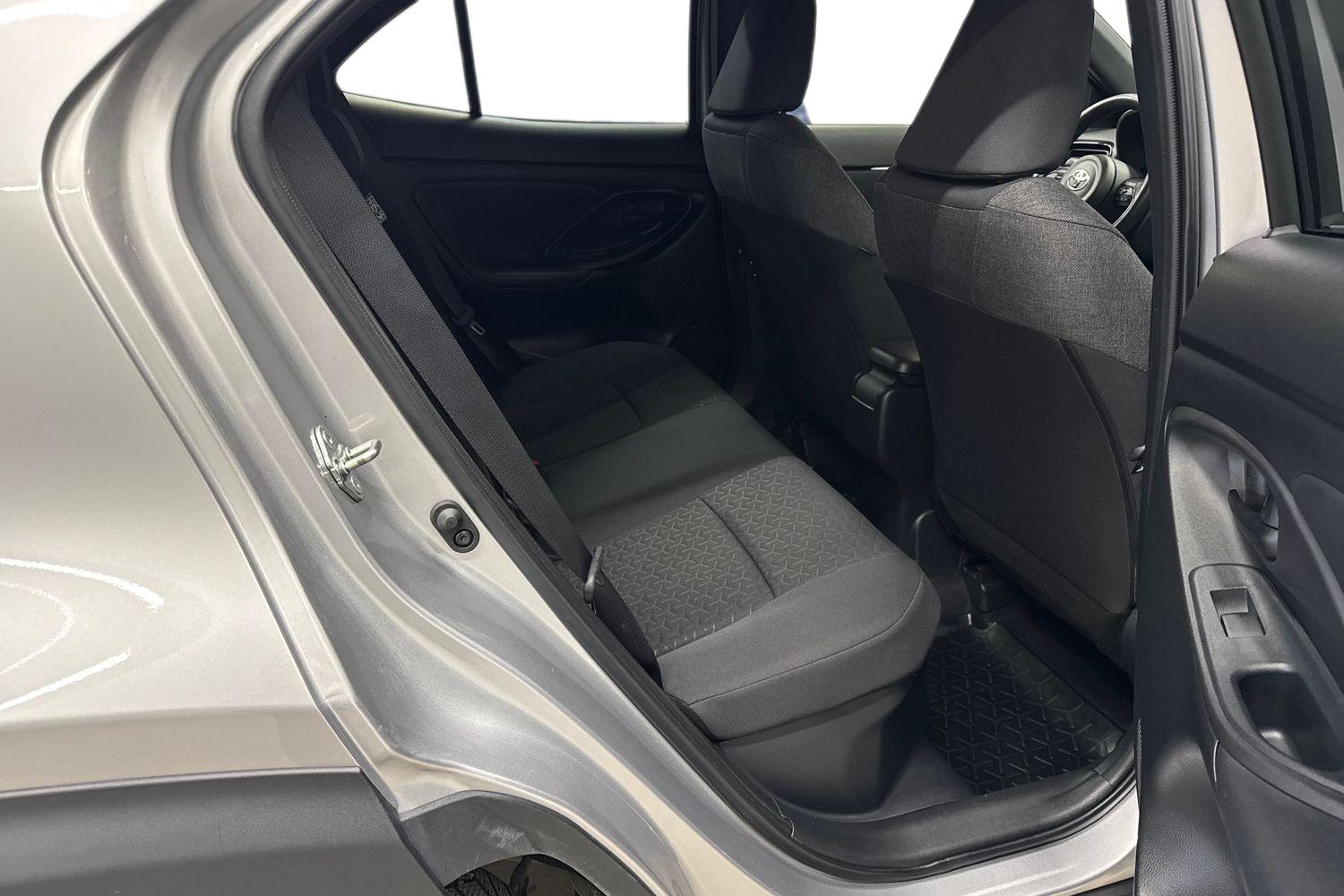 TOYOTA Yaris Cross 2023