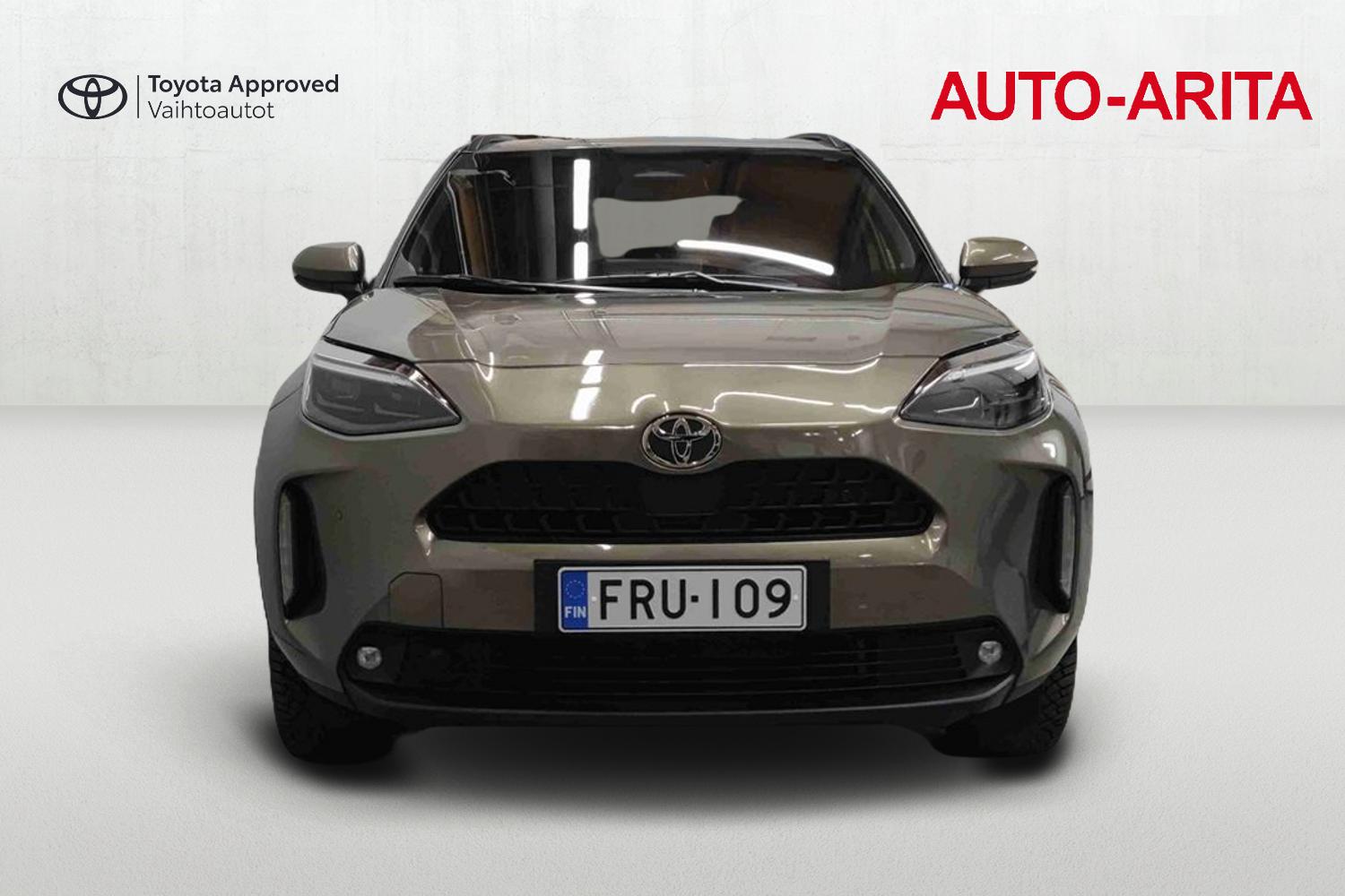 TOYOTA Yaris Cross 2024