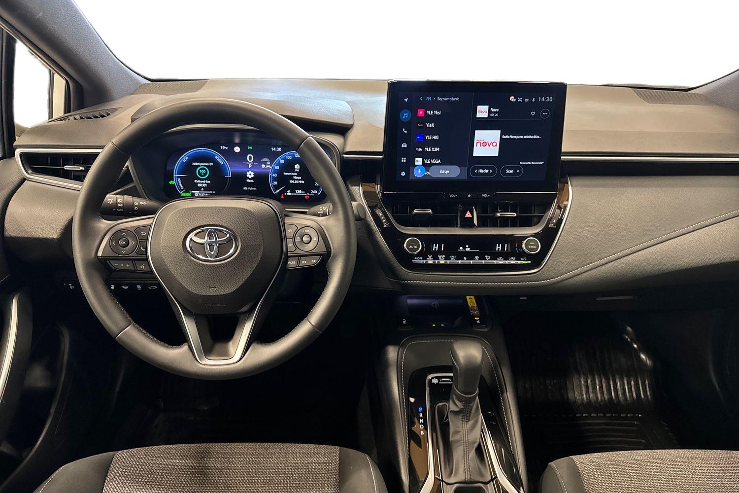 TOYOTA COROLLA 2025