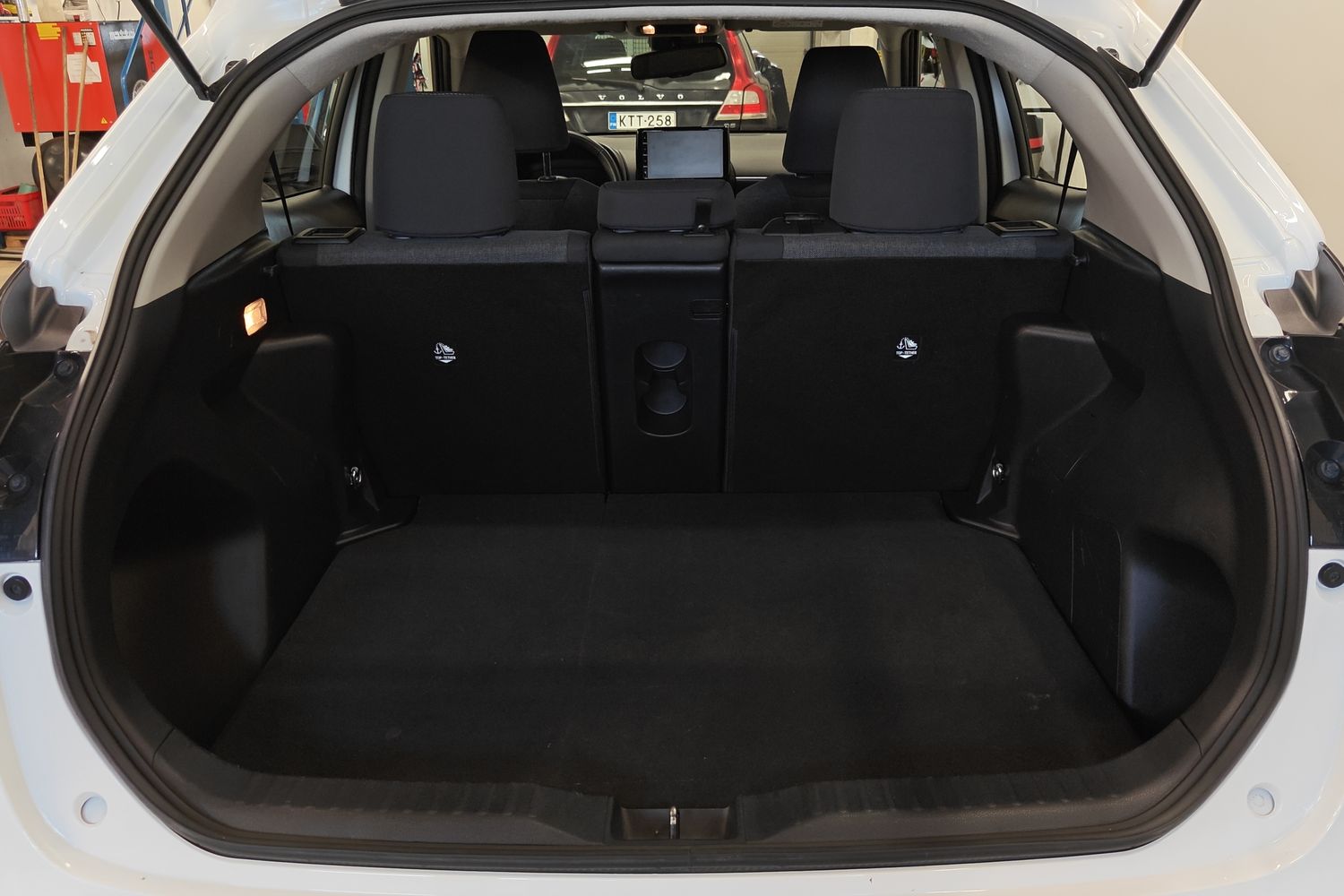 TOYOTA Yaris Cross 2023