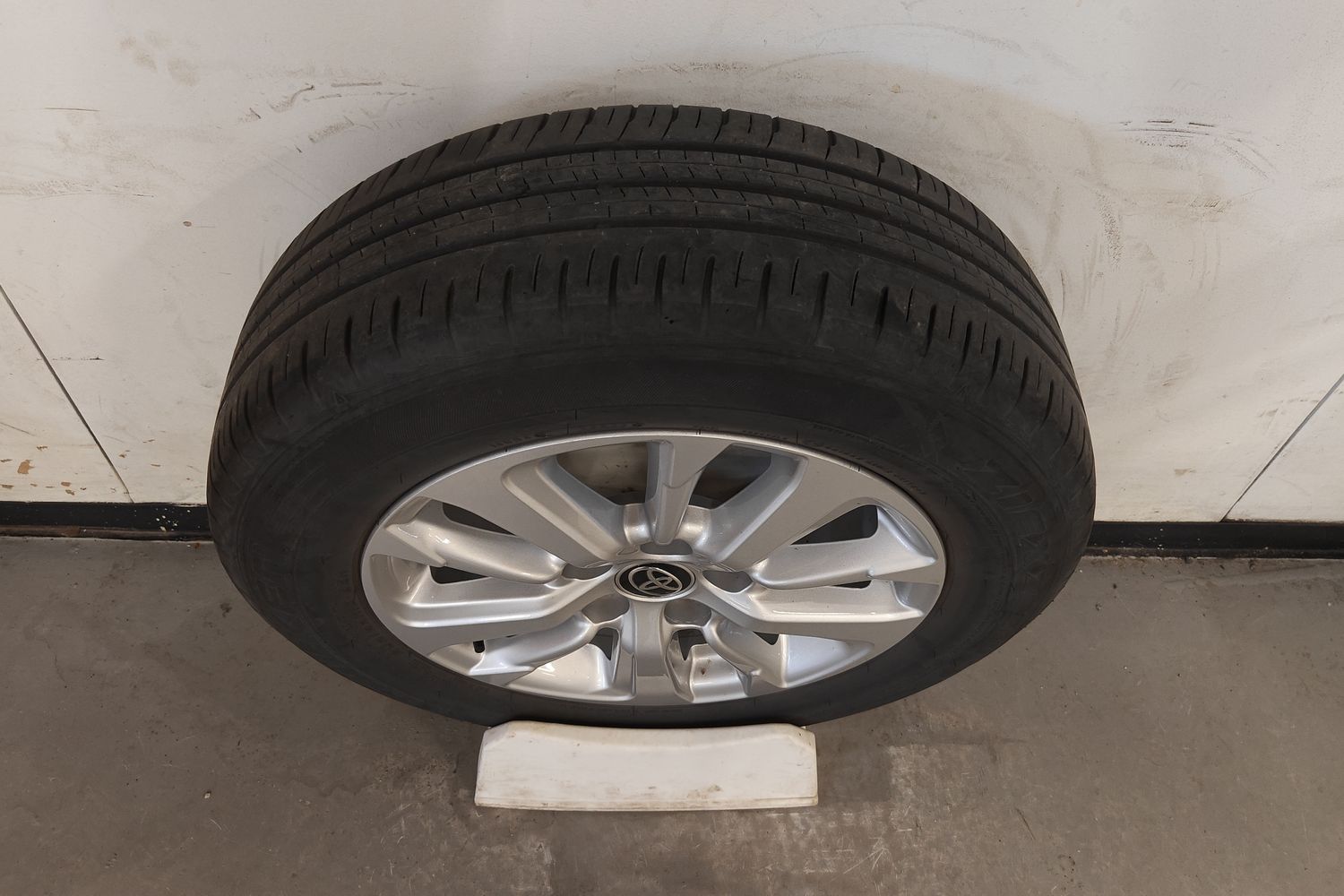 TOYOTA Yaris Cross 2023