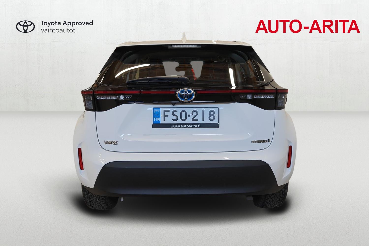 TOYOTA Yaris Cross 2023