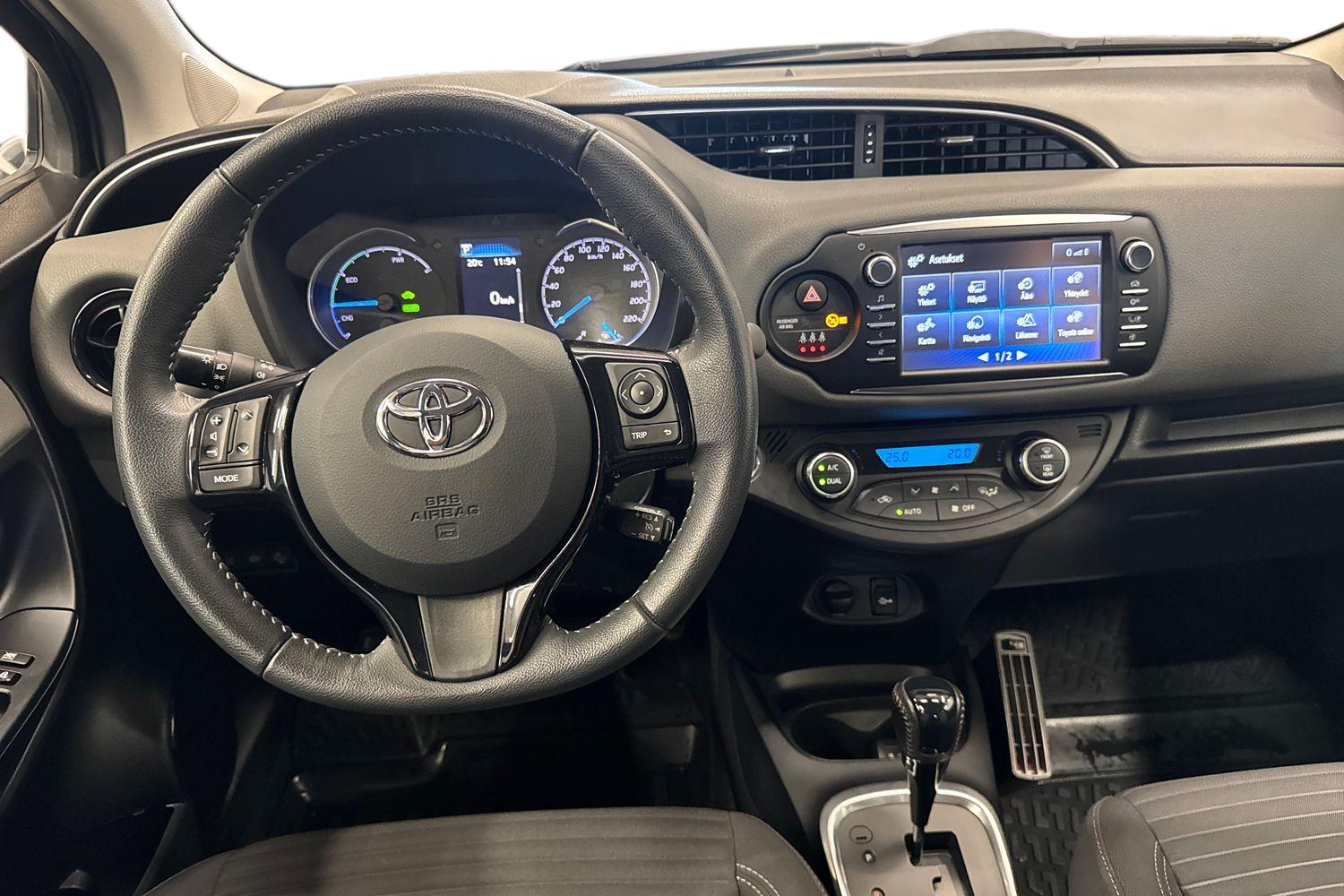 TOYOTA YARIS 2018