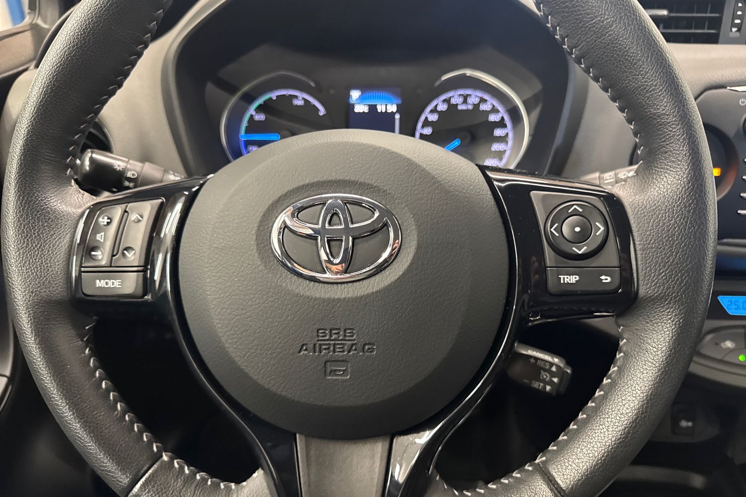 TOYOTA YARIS 2018