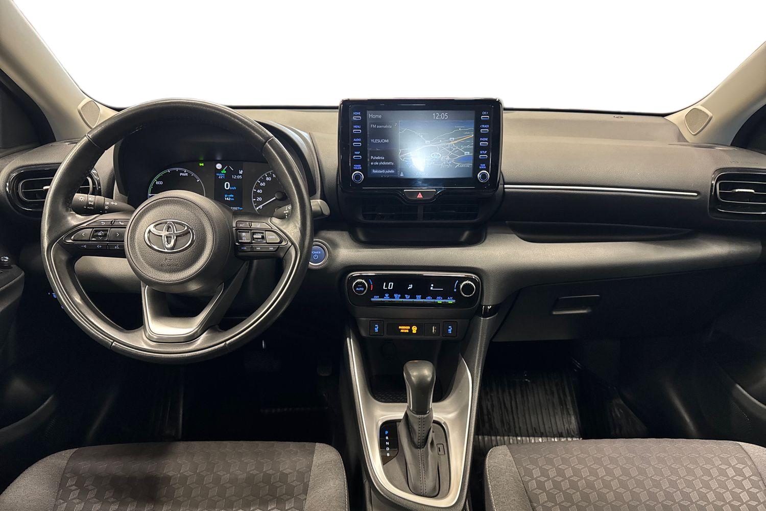 TOYOTA YARIS 2023