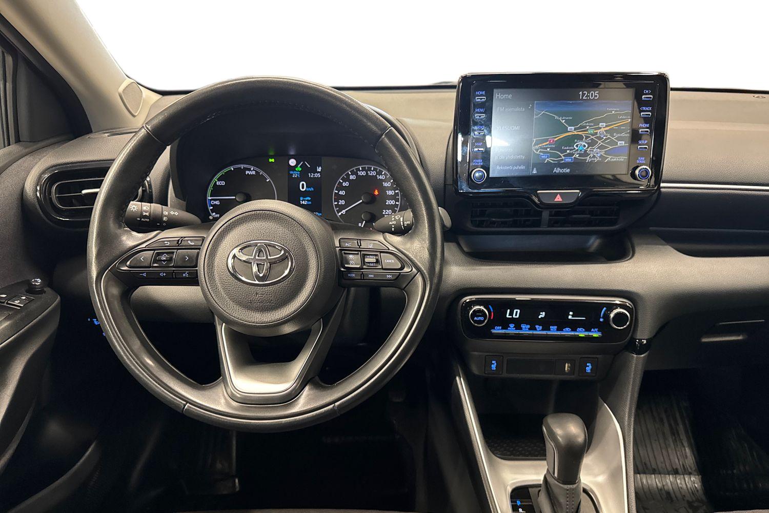 TOYOTA YARIS 2023