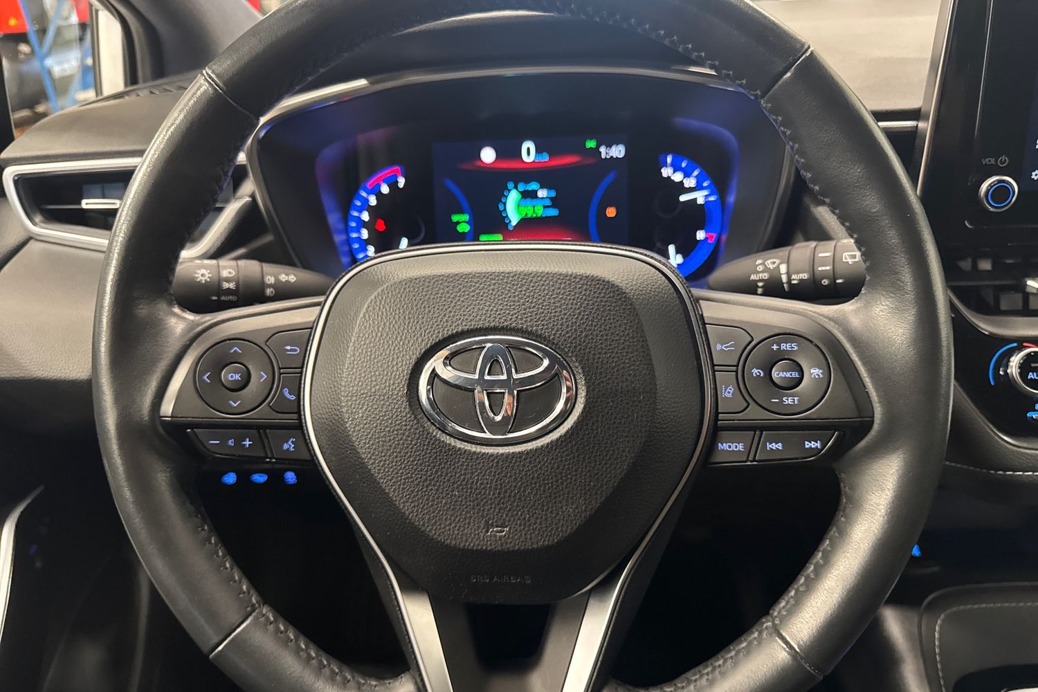 TOYOTA COROLLA 2023