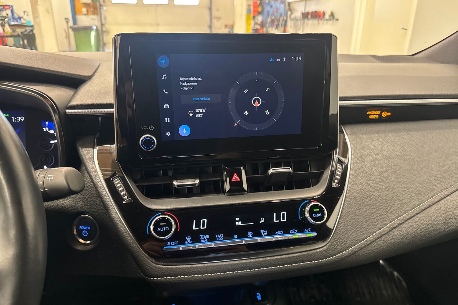 TOYOTA COROLLA 2023