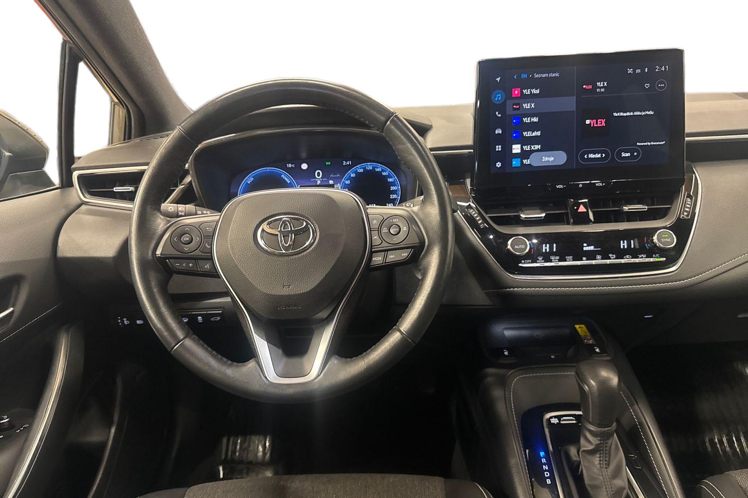 TOYOTA COROLLA 2023