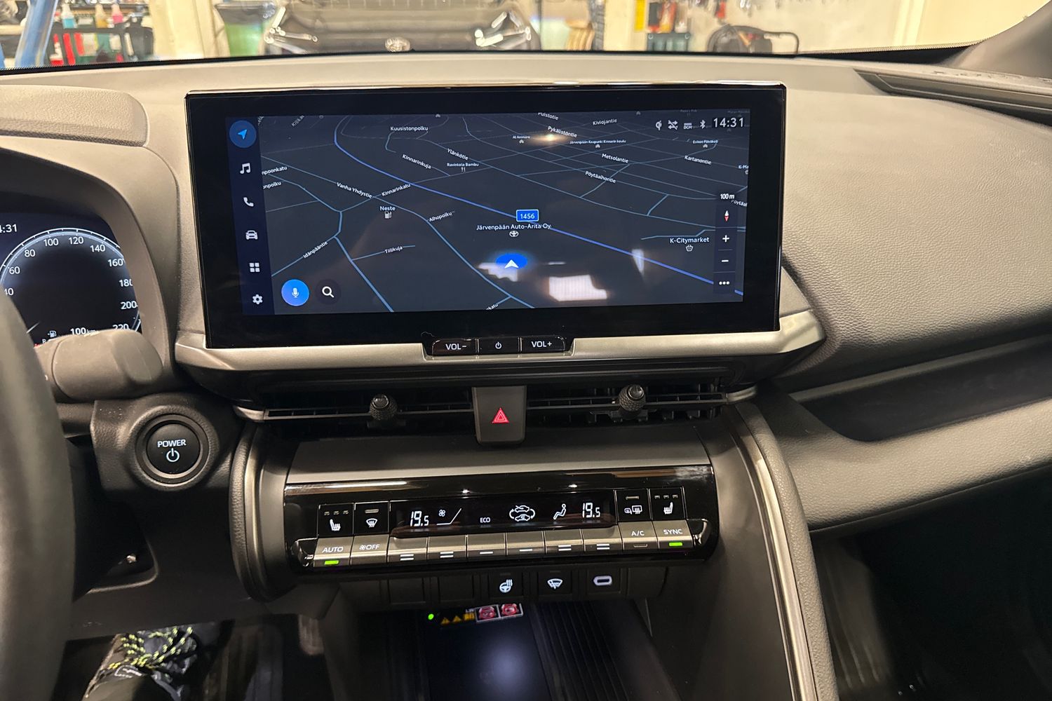 Toyota C-HR 2024