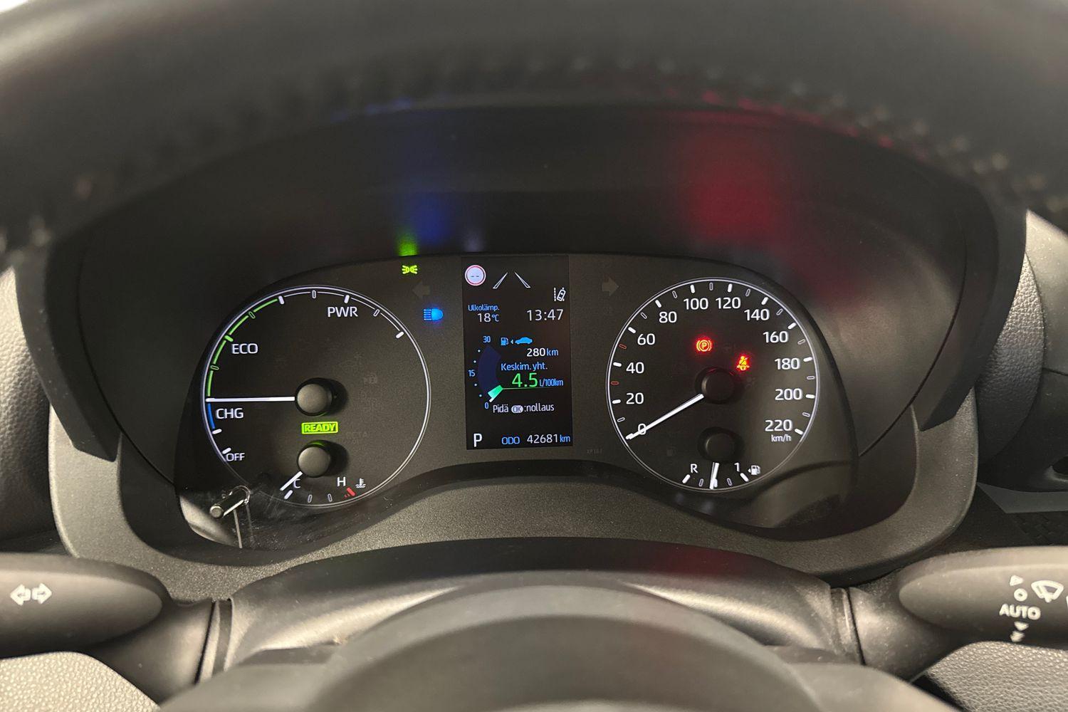 TOYOTA YARIS 2020