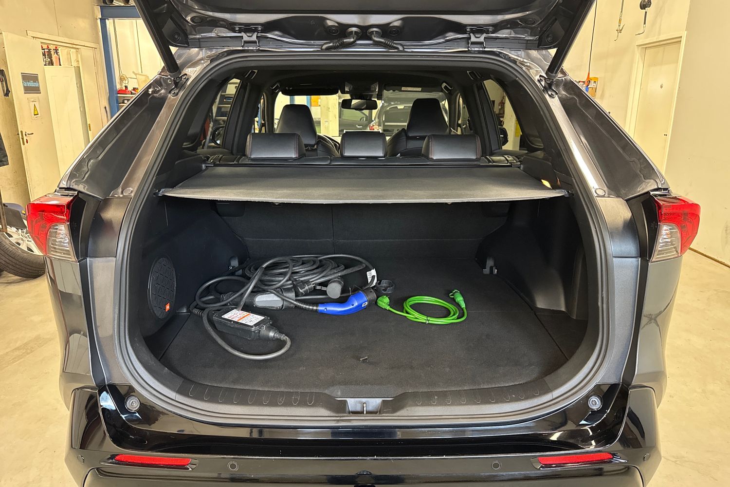Toyota RAV4 Plug-in 2021