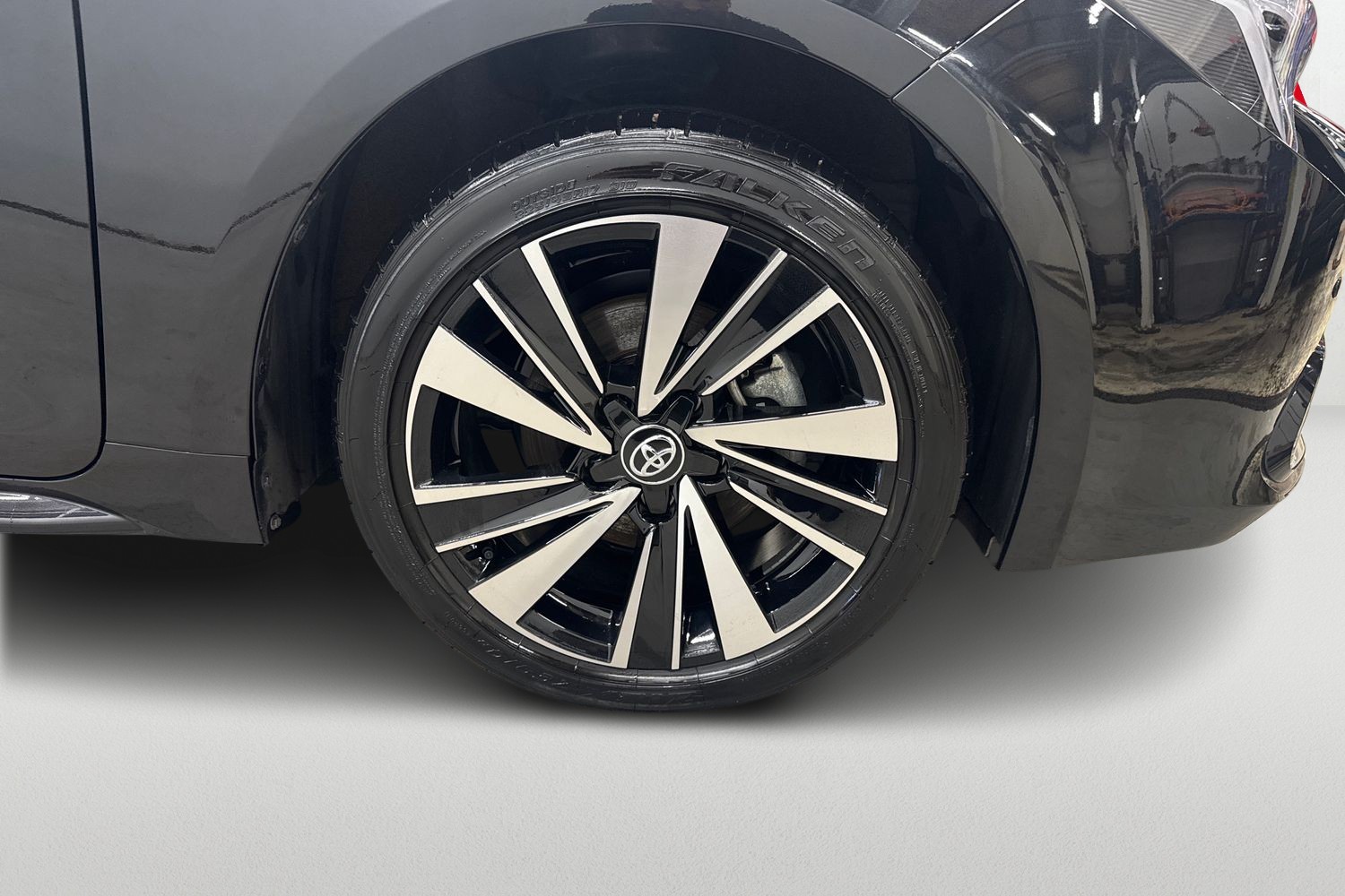TOYOTA COROLLA 2025