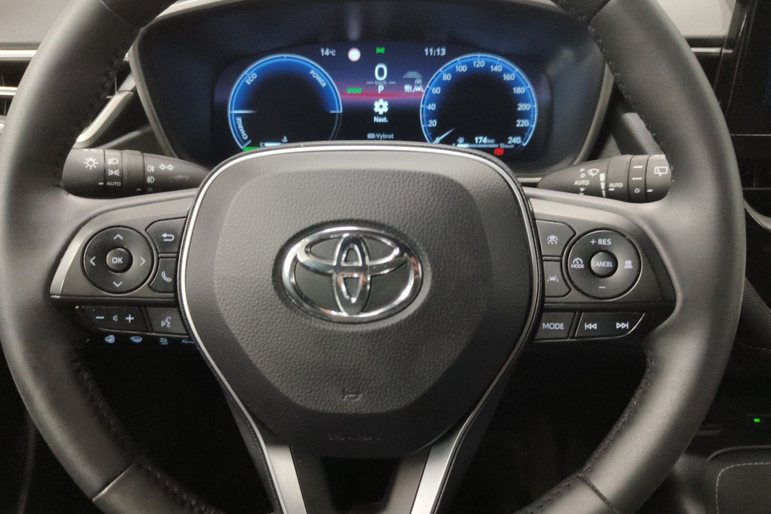 TOYOTA COROLLA 2025