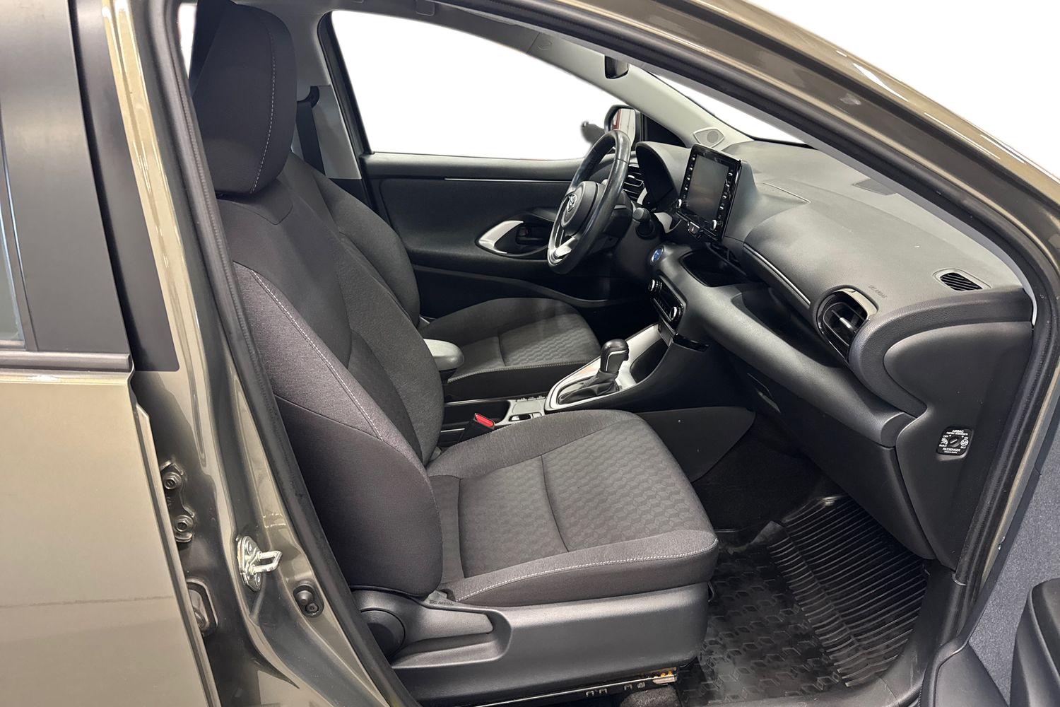 TOYOTA YARIS 2021