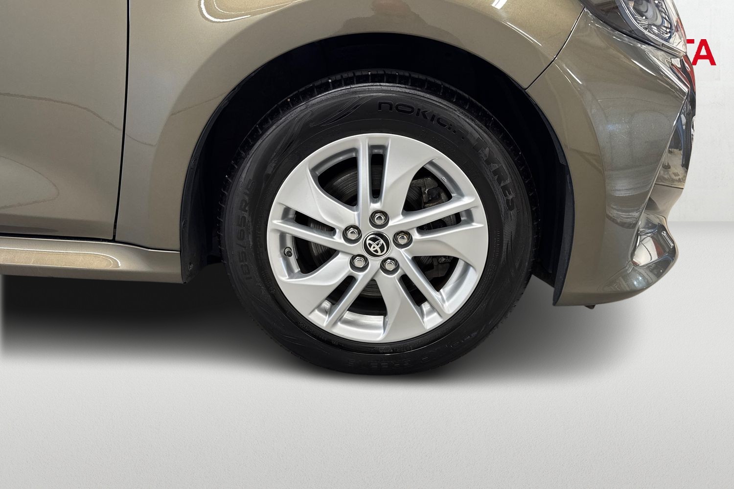TOYOTA YARIS 2021