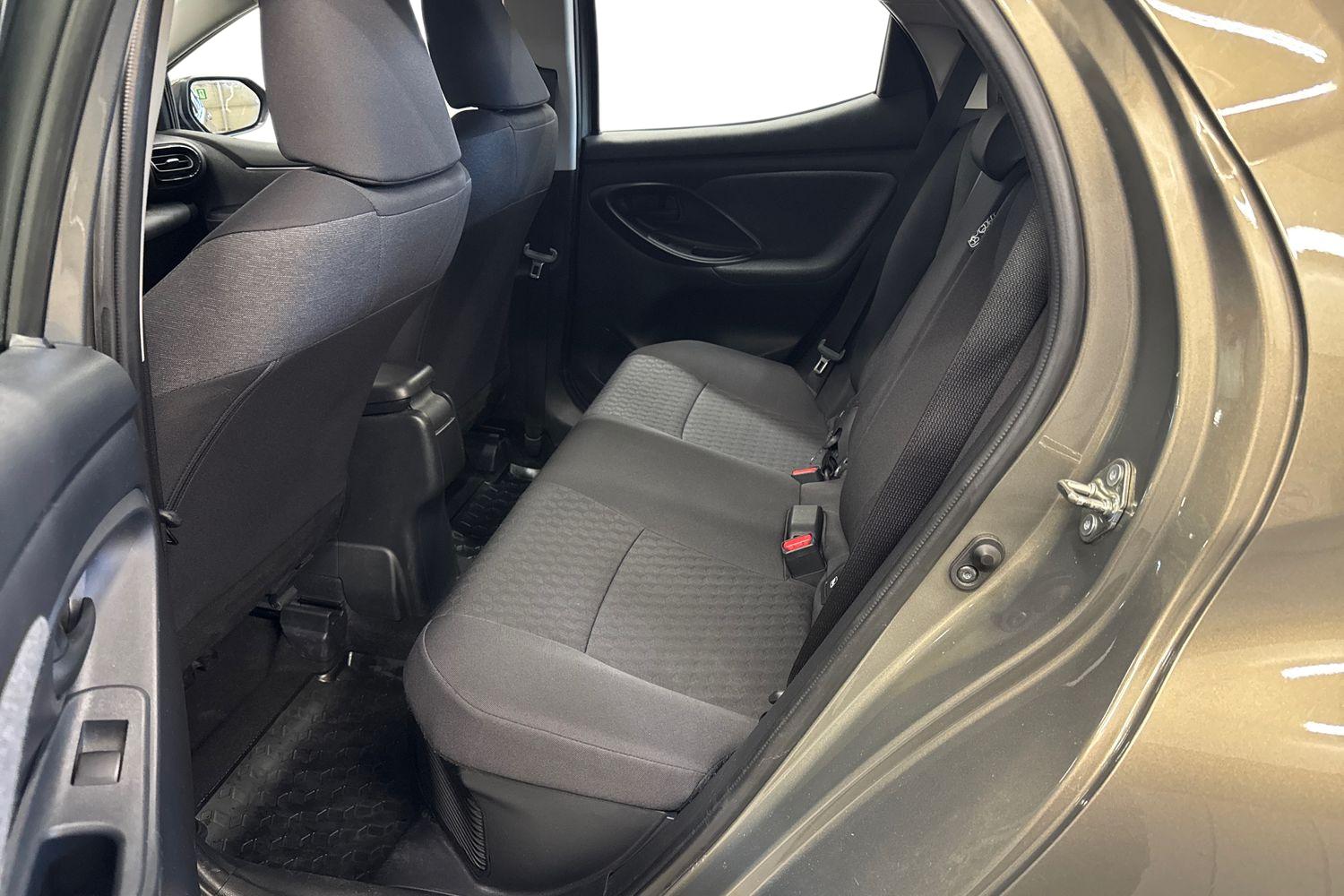 TOYOTA YARIS 2021