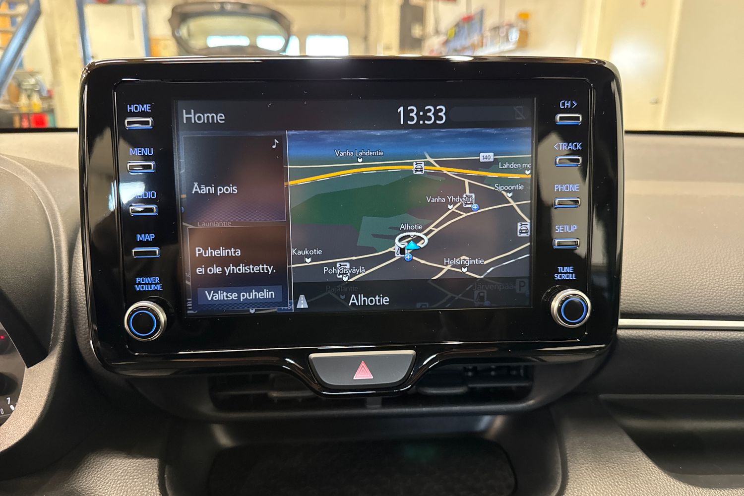 TOYOTA YARIS 2024