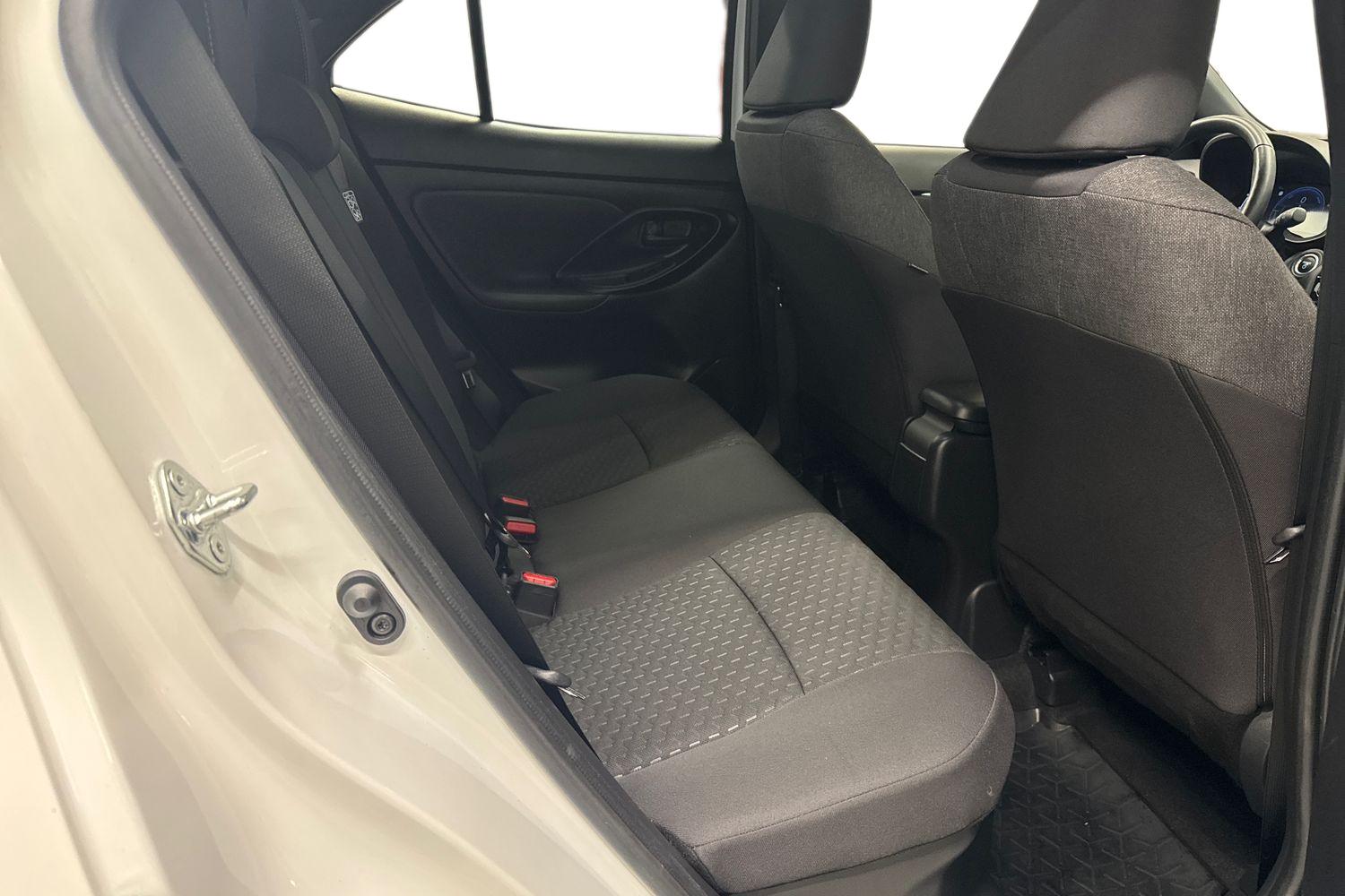 TOYOTA Yaris Cross 2024