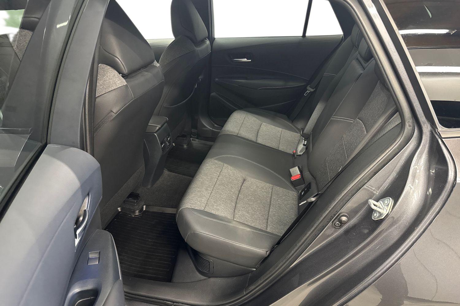 TOYOTA COROLLA 2024