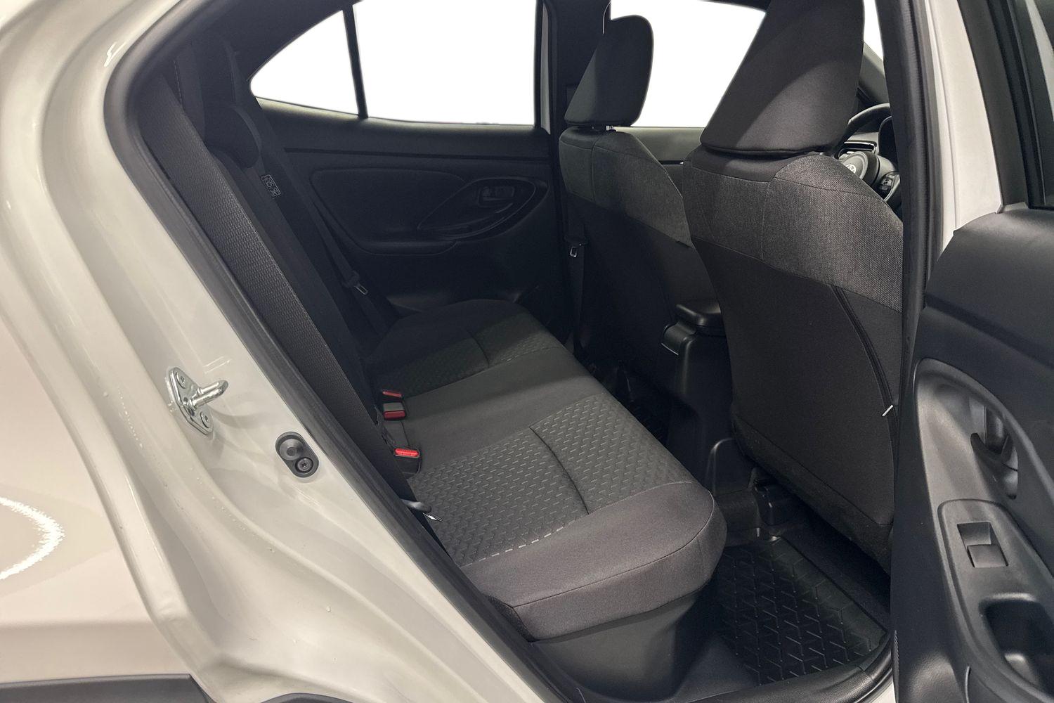 TOYOTA Yaris Cross 2025