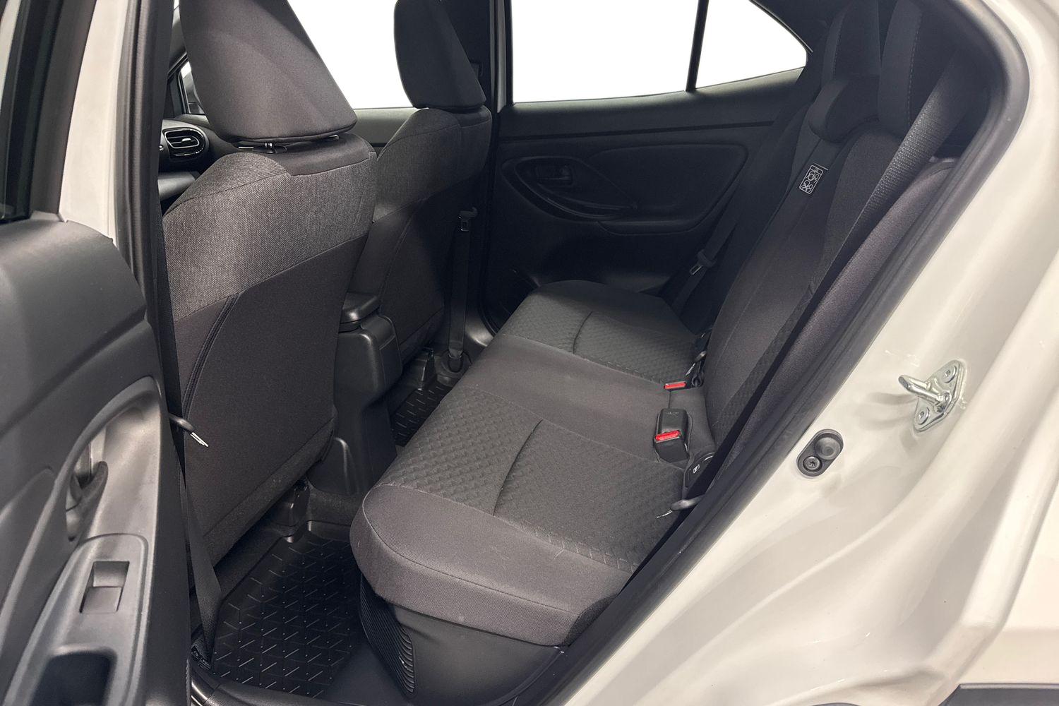TOYOTA Yaris Cross 2025