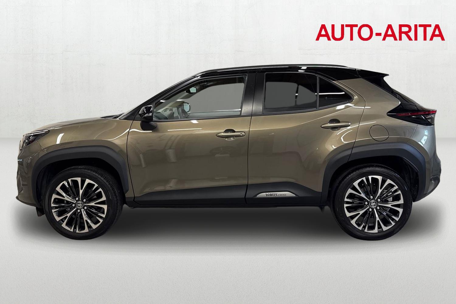 TOYOTA Yaris Cross 2025