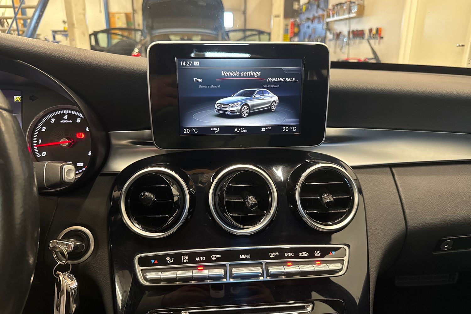 MERCEDES-BENZ C 2017