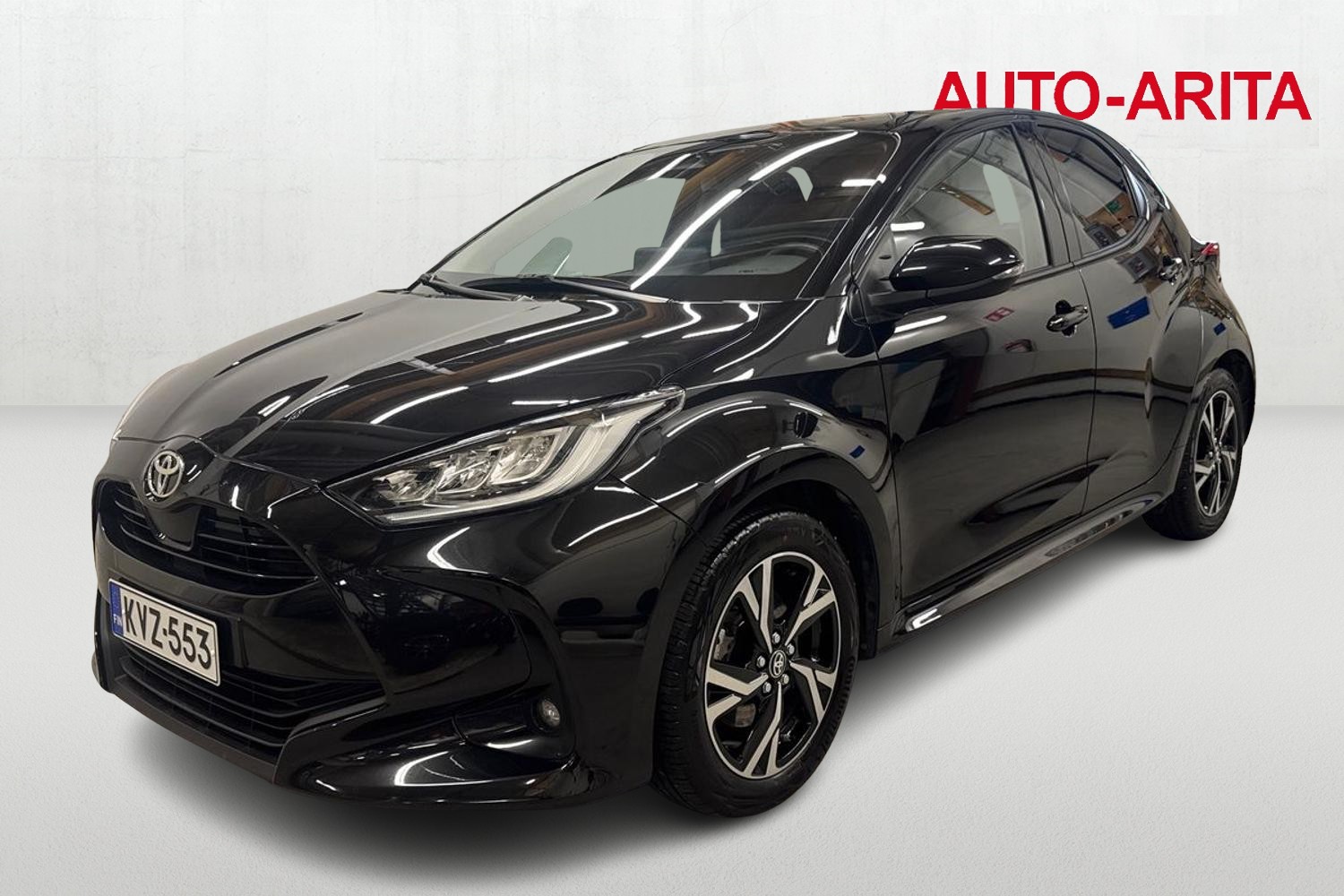 TOYOTA YARIS 2024