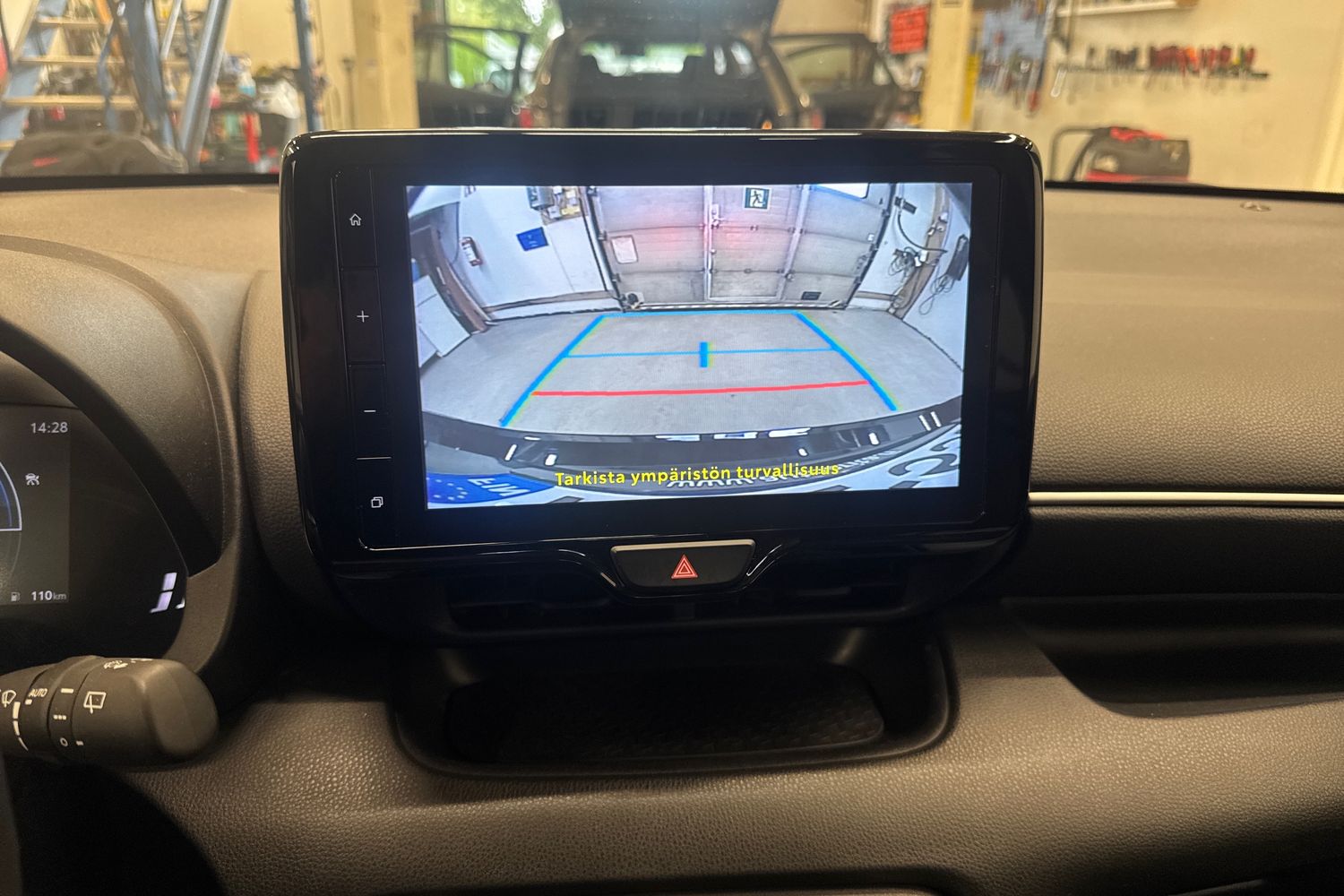 TOYOTA YARIS 2024