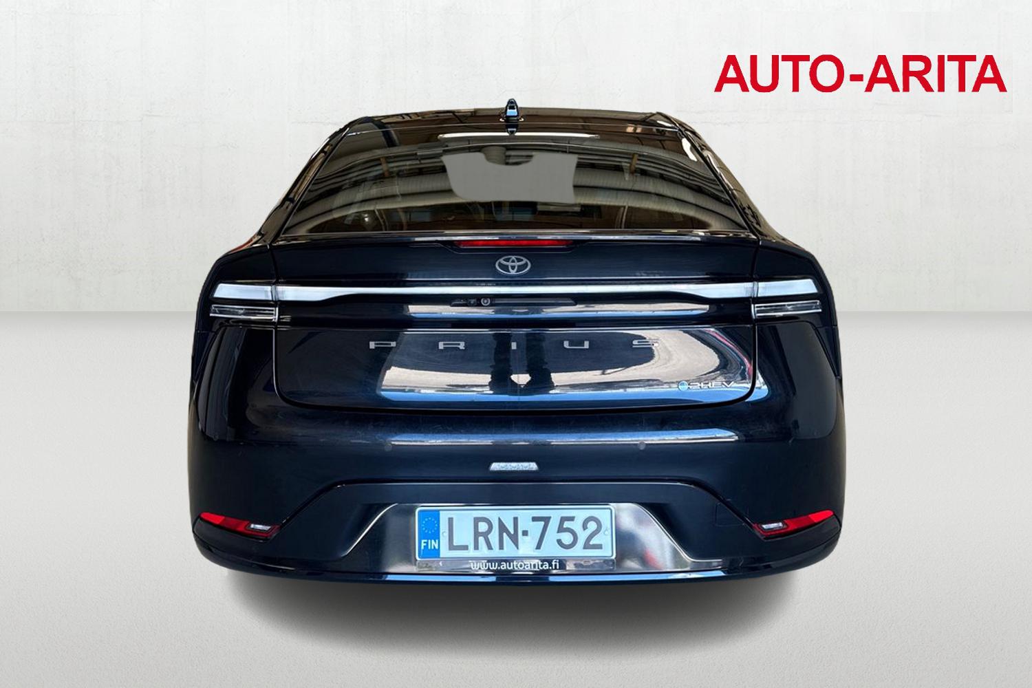 TOYOTA Prius Plug-in 2023